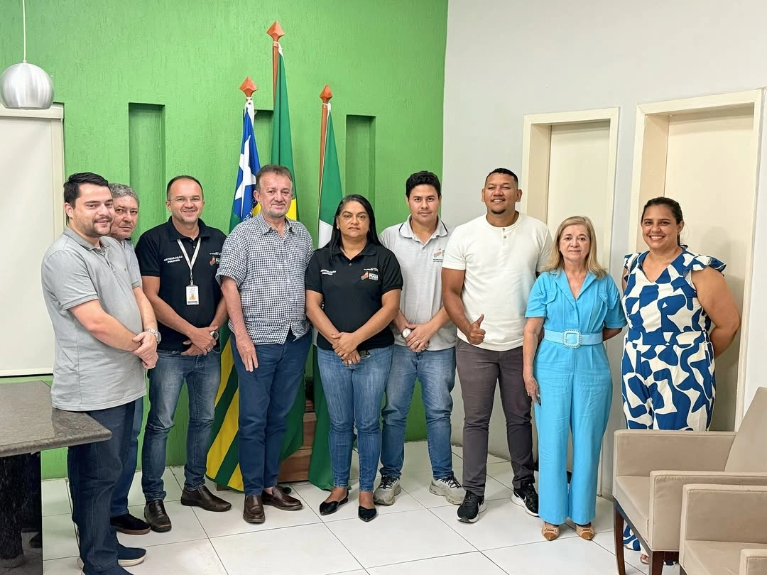 Joãozinho Félix recebe comitiva para tratar do projeto ‘Diálogos pelo Piauí’