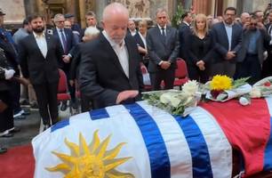 Lula no velório de Mujica (Foto: Reprodução) Lula no velório de Mujica (Foto: Reprodução)