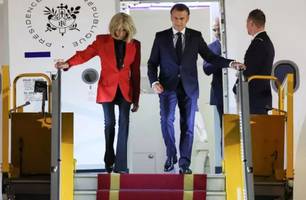 Macron leva tapa no rosto (Foto: Reprodução) Macron leva tapa no rosto (Foto: Reprodução)