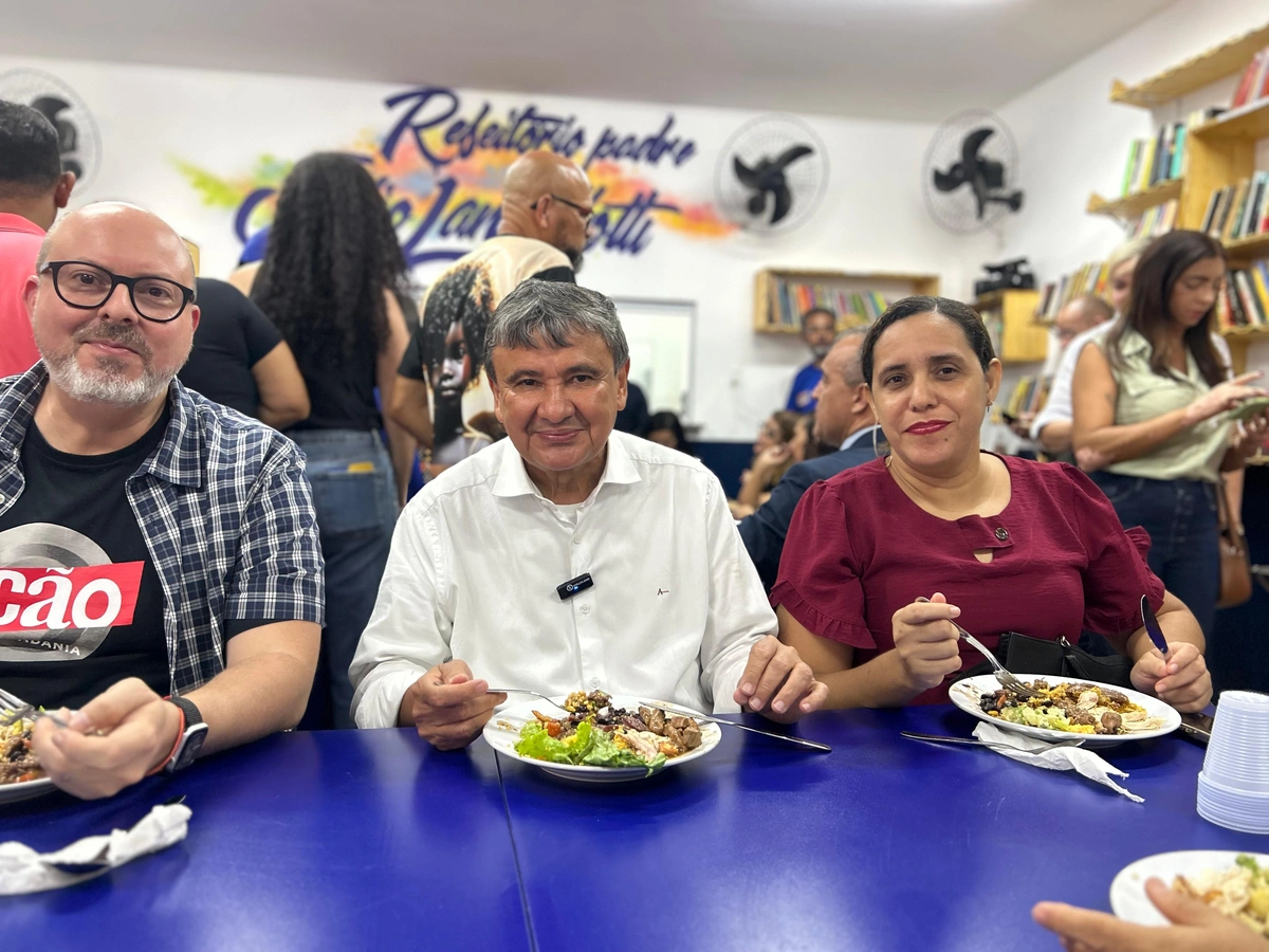 Ministro Wellington Dias inaugura Cozinha Solidária 20 de Novembro em Teresina