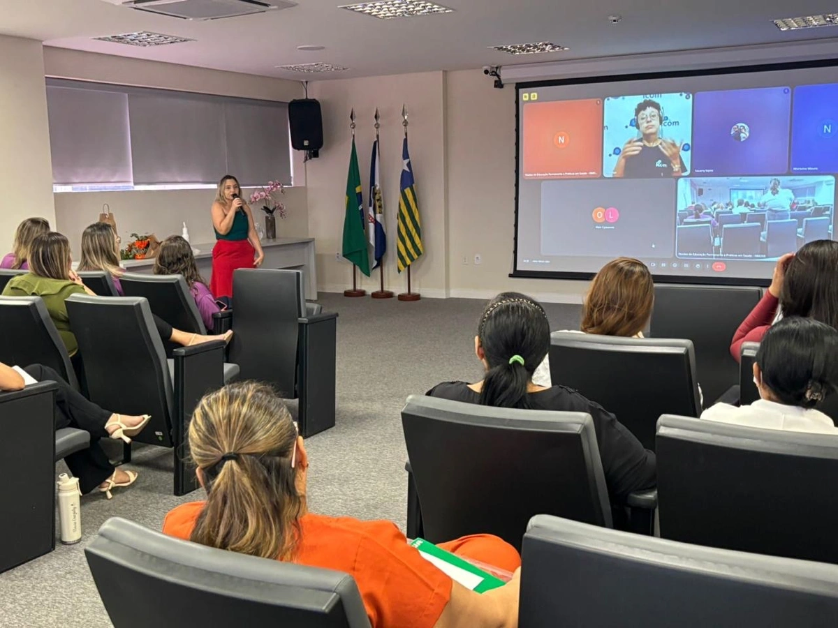 Nova Maternidade Dona Evangelina Rosa promove ações pelo Maio Laranja