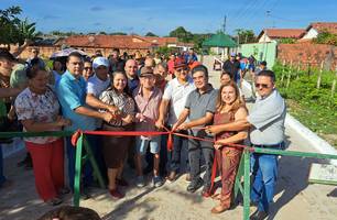 Prefeito Abdoral Melo inaugura mais de 2.800 Metros de Calçamentos em São João do Arraial (Foto: Reprodução) Prefeito Abdoral Melo inaugura mais de 2.800 Metros de Calçamentos em São João do Arraial (Foto: Reprodução)