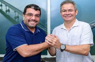 Prefeito Rafael com o vereador Lázaro Martins (Foto: Reprodução) Prefeito Rafael com o vereador Lázaro Martins (Foto: Reprodução)