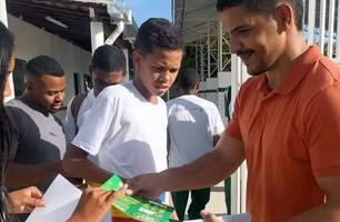 Prefeitura de Colônia do Piauí leva informações sobre o ID Jovem às escolas (Foto: Reprodução) Prefeitura de Colônia do Piauí leva informações sobre o ID Jovem às escolas (Foto: Reprodução)