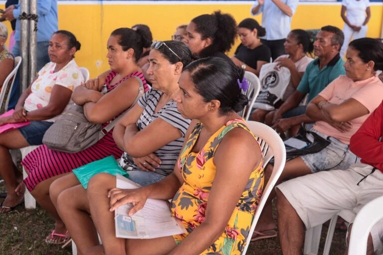 Prefeitura de Timon realiza mutirão para cadastro na tarifa especial de água no CRAS Parque União