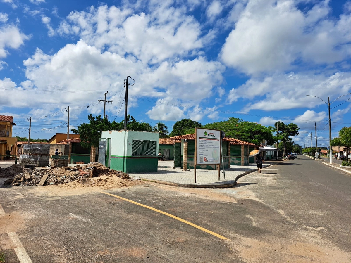 Reforma da Praça dos Cocais em São João do Arraial segue em ritmo acelerado