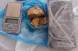 Rone prende dois suspeitos por tráfico de drogas no bairro Primavera, em Teresina (Foto: Divulgação/RONE)