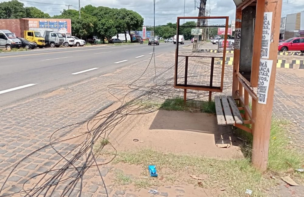 SDU Sudeste intensifica fiscalização de fiações aéreas e notifica empresas de internet em Teresina