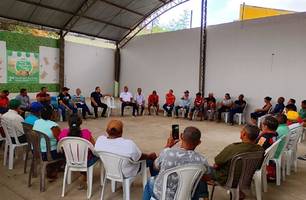 Sindicato de agricultores discute animais soltos em Timon (Foto: Reprodução) Sindicato de agricultores discute animais soltos em Timon (Foto: Reprodução)