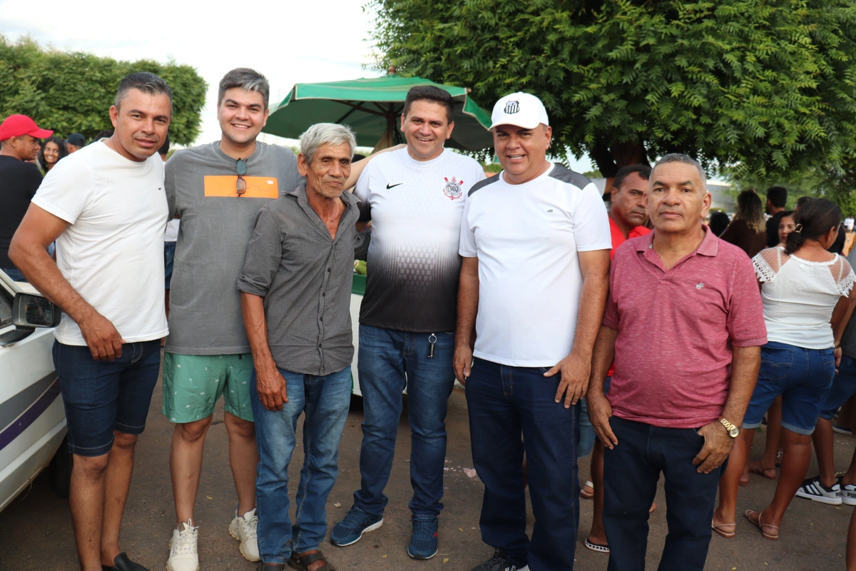 Torneio da AMBAG reúne multidão no campo do Gavião e Santa Fé é o campeão