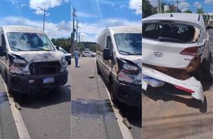 Van da prefeitura de Beneditinos se envolve em acidente com feridos em Teresina (Foto: Reprodução)