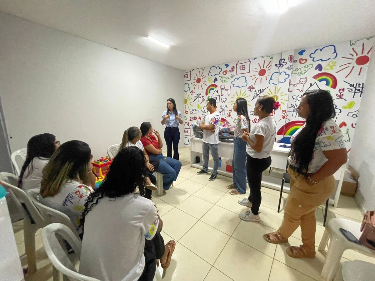 Visitadores do Programa Criança Feliz recebem kits em São Raimundo Nonato