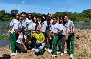 Alunos do Piauí mergulham no meio ambiente com visita ao CEA e floresta fóssil (Foto: Ascom Semarh) Alunos do Piauí mergulham no meio ambiente com visita ao CEA e floresta fóssil (Foto: Ascom Semarh)
