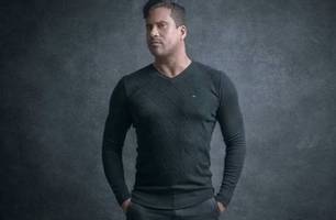 Cantor sertanejo é preso acusado de aplicar golpes amorosos e financeiros em mulheres (Foto: Reprodução)