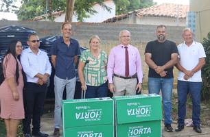 Deputado Tiago Vasconcelos entrega Kits de irrigação a municípios piauienses (Foto: Reprodução)