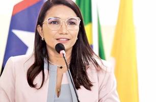 Dinair Veloso (Foto: Reprodução) Dinair Veloso (Foto: Reprodução)