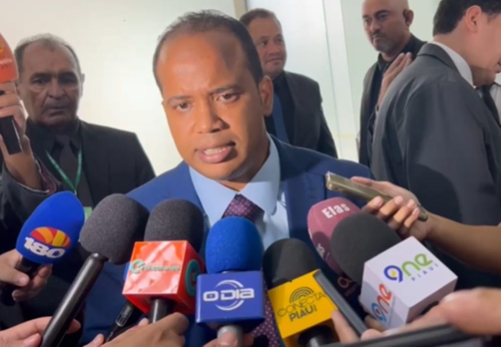 Enzo Samuel afirma que reestruturação na Câmara atende recomendação judicial