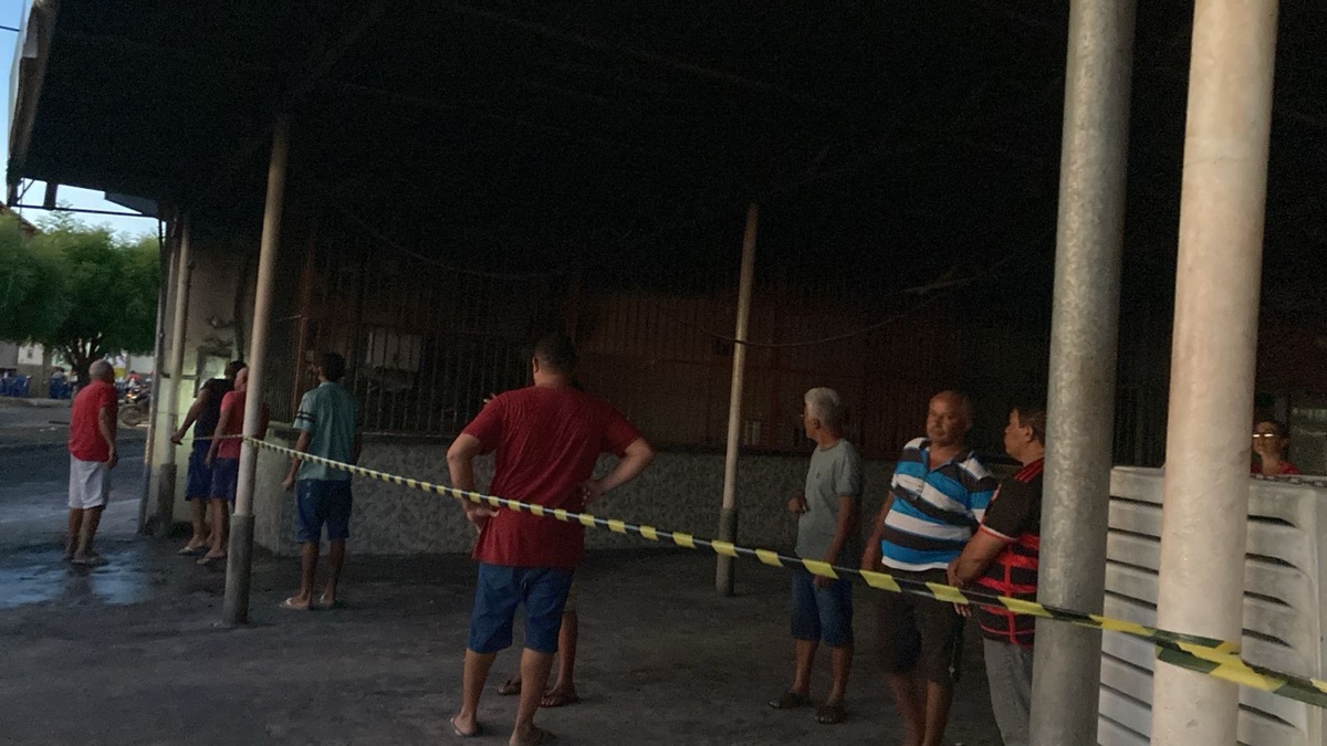 Incêndio atinge churrascaria no bairro Promorar, zona Sul de Teresina