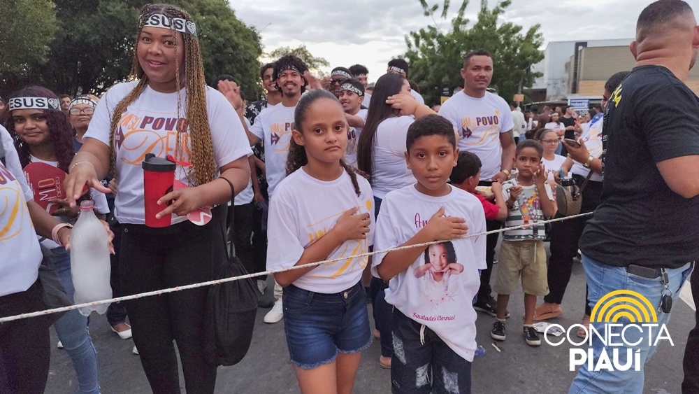 Marcha para Jesus reúne multidão em Teresina com o tema 'Um Só Povo, Um Só Deus'
