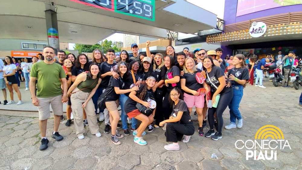 Marcha para Jesus reúne multidão em Teresina com o tema 'Um Só Povo, Um Só Deus'