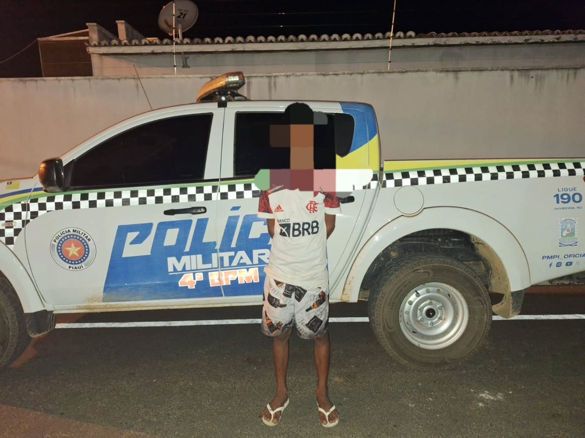 Motociclista é preso por dirigir embriagado em alta velocidade no centro de Pio IX