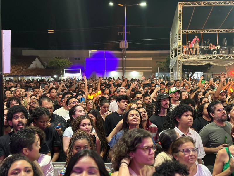 Música e cultura dominam a segunda noite do Festival de Inverno em Pedro II