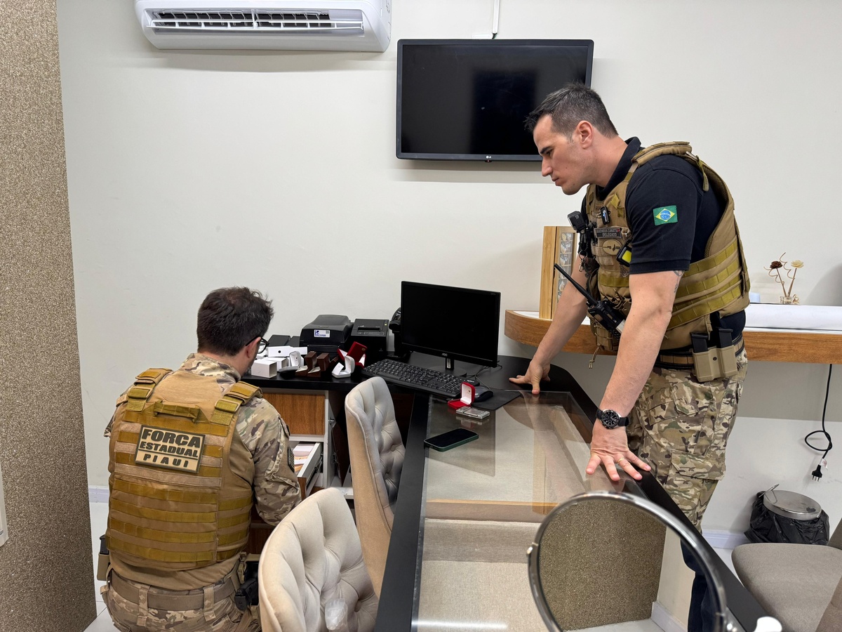 Polícia suspende atividades de empresas sob comércio ilegal de ouro em Teresina