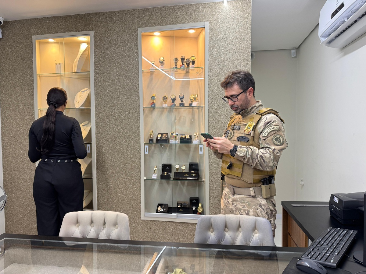 Polícia suspende atividades de empresas sob comércio ilegal de ouro em Teresina