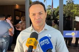 Prefeito de José de Freitas apoia mudanças no sistema eleitoral em reunião na APPM (Foto: Conecta Piauí)