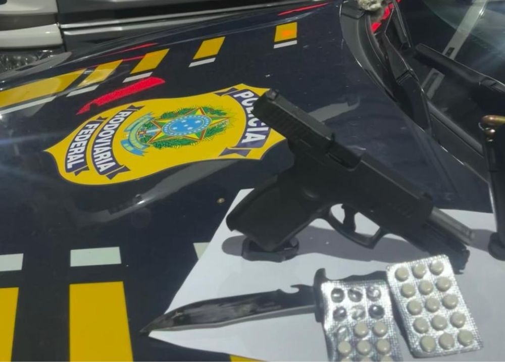 PRF apreende pistola, punhal e anfetaminas durante abordagem na BR-316 em Valença