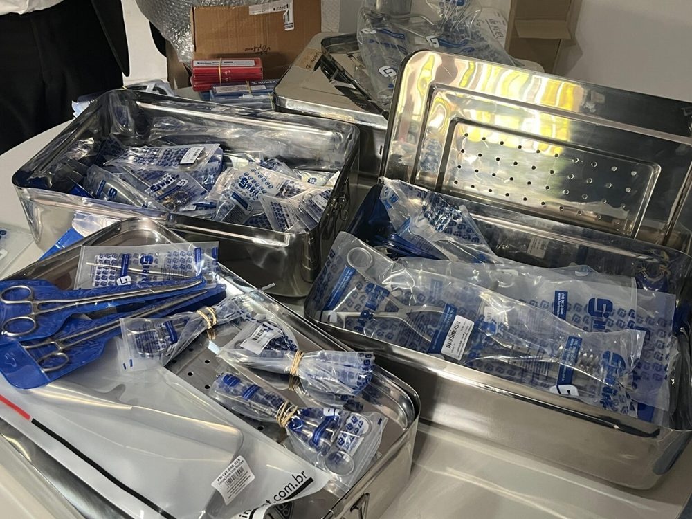 Sesapi recebe kits de instrumental cirúrgico para auxiliar procedimentos