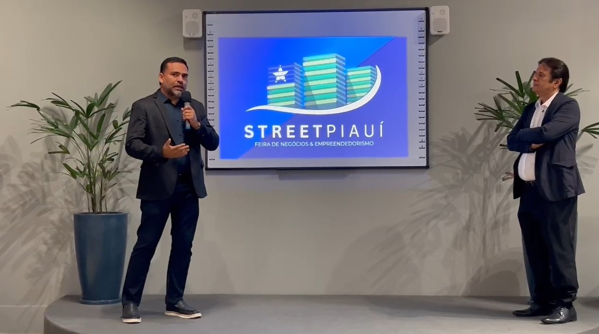 Thiago Monteiro - Diretor Executivo do Conecta Piauí e Rádio Mix FM Teresina discursa durante o evento