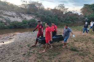 Adolescente morre afogada durante banho no Rio Parnaíba, entre Timon e Teresina (Foto: Repórter 12/Conecta Piauí) Adolescente morre afogada durante banho no Rio Parnaíba, entre Timon e Teresina (Foto: Repórter 12/Conecta Piauí)