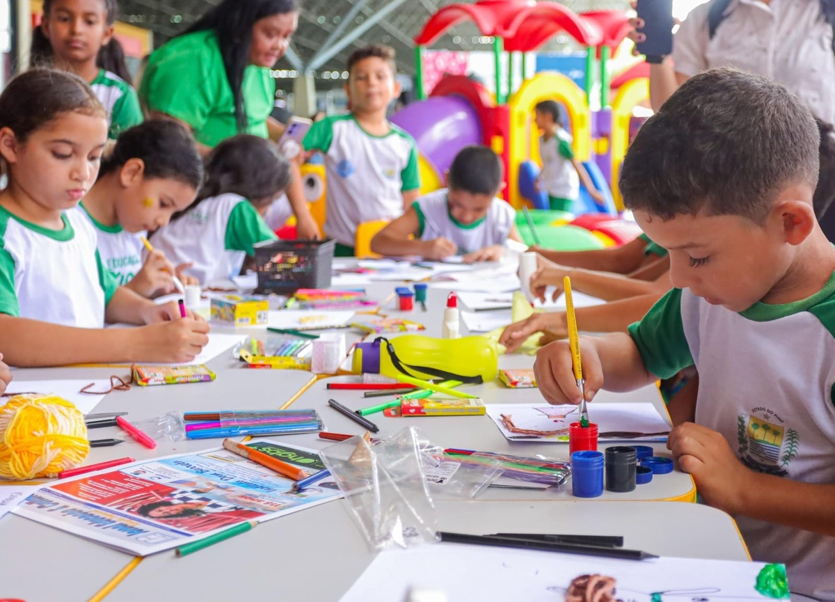Alfabetização infantil avança no Vale do Sambito, com destaque para três município