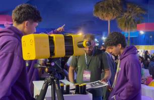 Alunos seduc apresentam telescópios projetados via 3D no Neon 2025 (Foto: Conecta Piauí) Alunos seduc apresentam telescópios projetados via 3D no Neon 2025 (Foto: Conecta Piauí)
