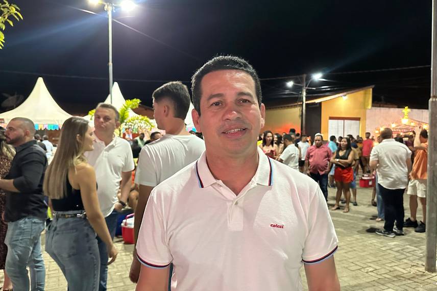 Caxingó encerra tradicional Arraiá do Povo com muita cultura e grande show musical Caxingó encerra tradicional Arraiá do Povo com muita cultura e grande show musical