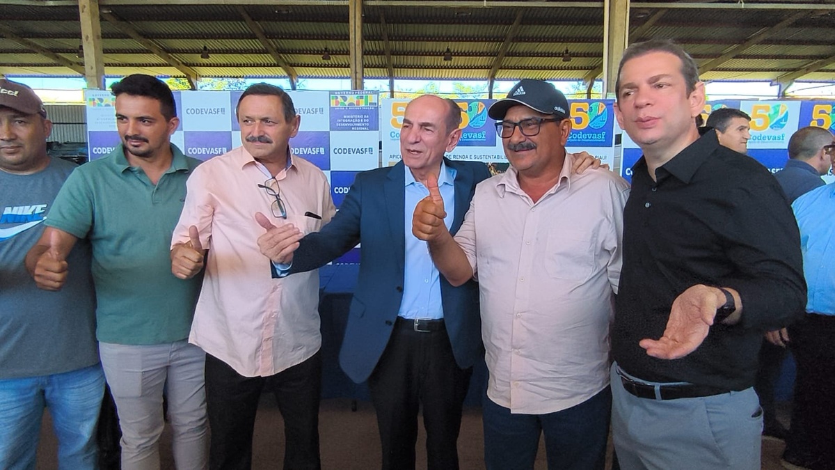 Codevasf entrega fábricas de farinha móveis a 20 municípios do Piauí