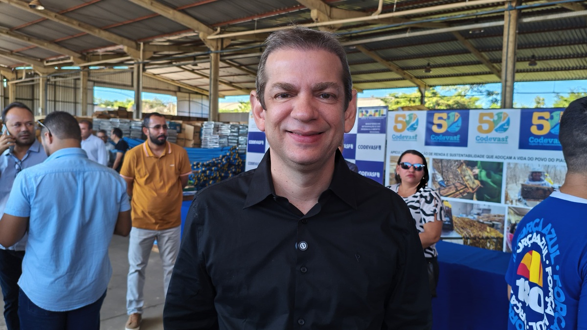 Codevasf entrega fábricas de farinha móveis a 20 municípios do Piauí