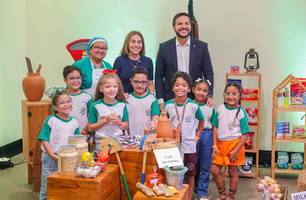 Colóquio promovido pela Seduc mostra como crianças podem aprender brincando (Foto: Reprodução) Colóquio promovido pela Seduc mostra como crianças podem aprender brincando (Foto: Reprodução)