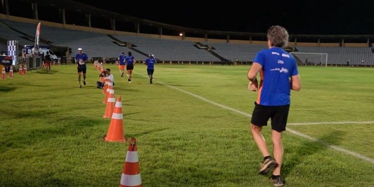 Com apoio de Evaldo Gomes, Albertão recebe o Cross Urbano CAIXA
