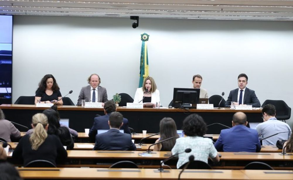 Comissão do Meio Ambiente se reuniu nesta quinta-feira
