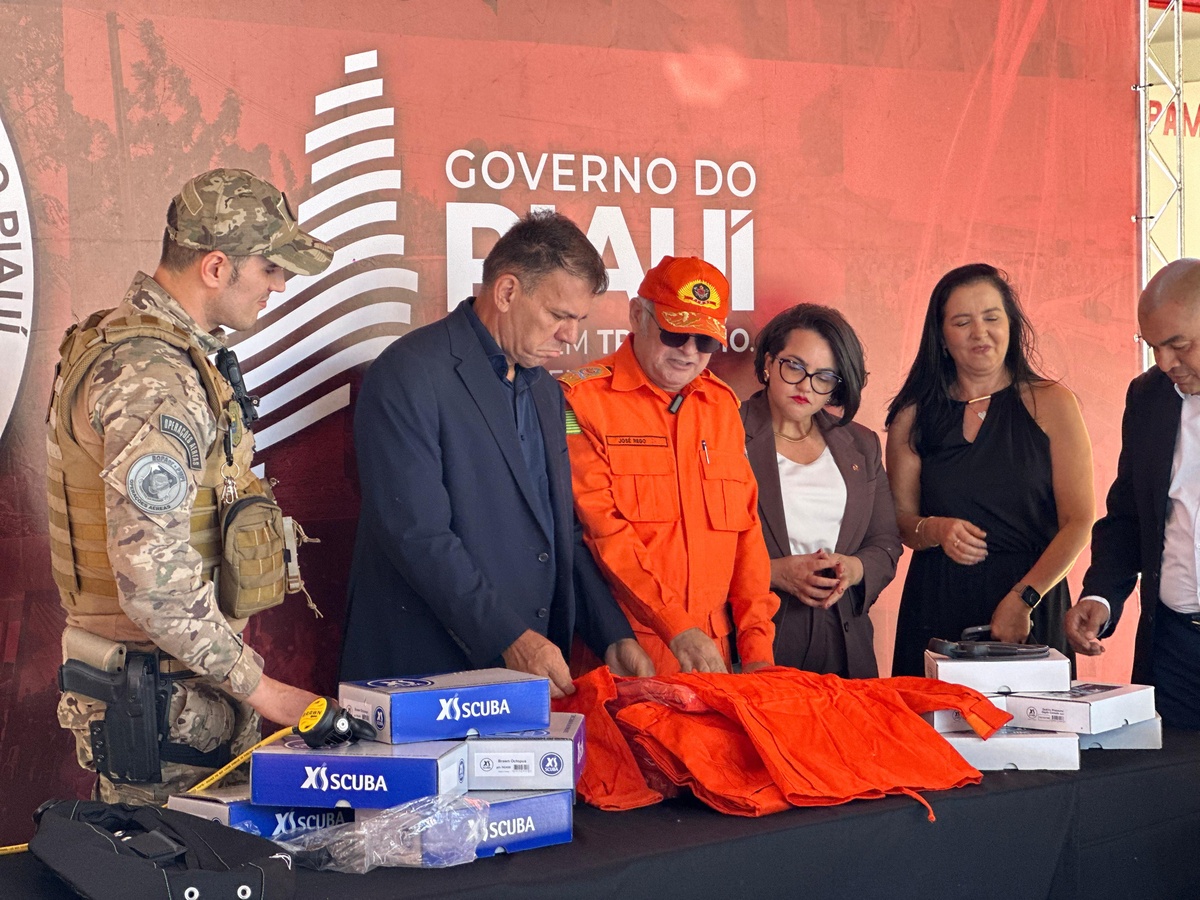 Corpo de Bombeiros do Piauí completa 81 anos com promoções e novos equipamentos