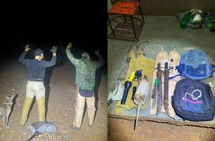 Dupla é detida com caça abatida na zona Rural de Coronel José Dias (Foto: Divulgação/PMPI)