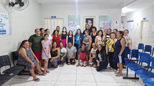 Durante as pré-conferências, foram realizadas reuniões com os usuários das UBSs e os profissionais de saúde.