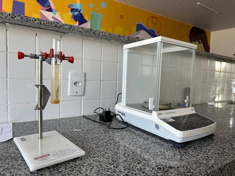 Escola movimenta férias com atividades lúdicas e criativas em Anísio de Abreu