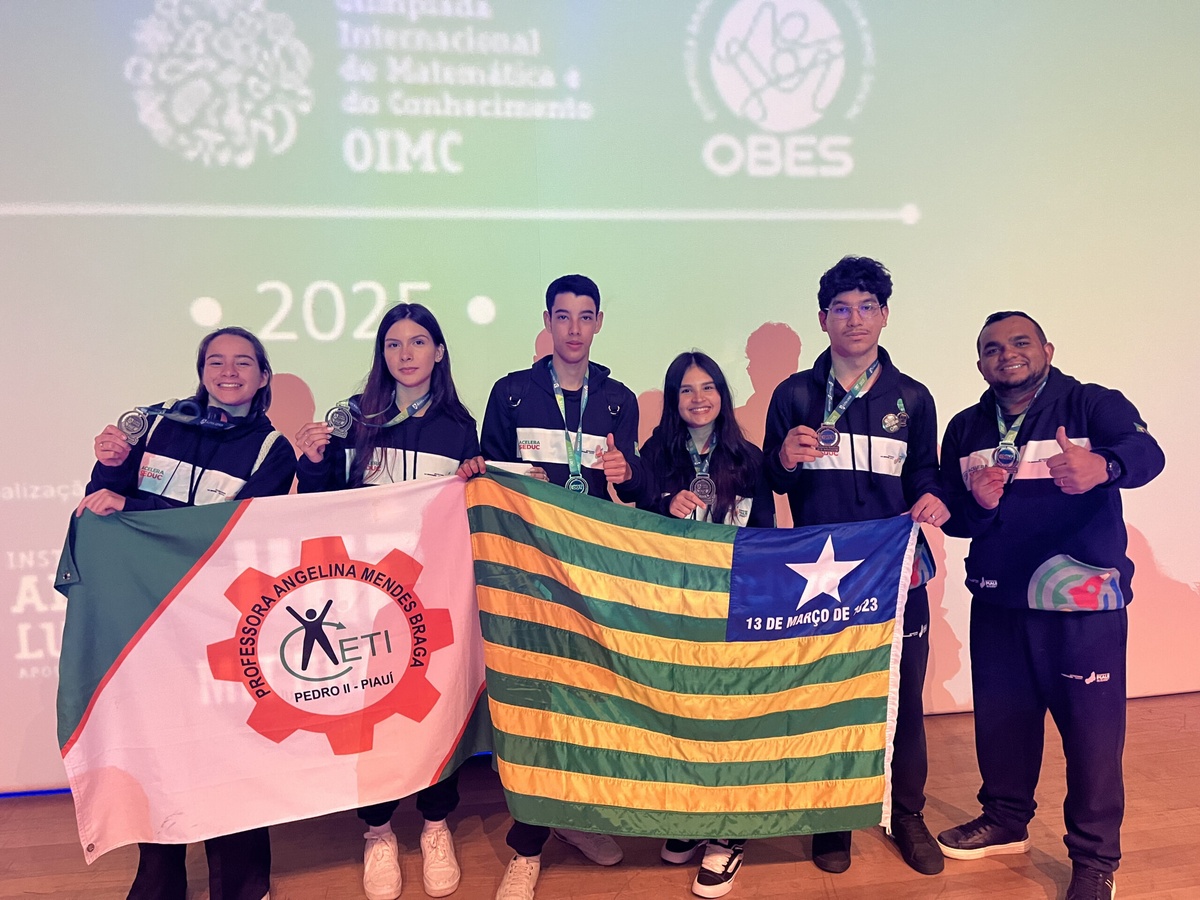 Estudantes de Pedro II se destacam em evento nacional de tecnologia