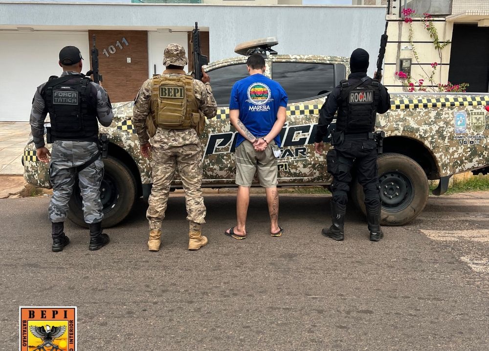 Foragido por tráfico de drogas é preso após operação policial em Picos