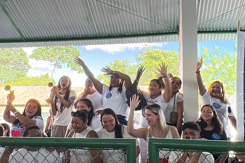 Governador inaugura escola, Espaço da Cidadania e asfalto em Altos Governador inaugura escola, Espaço da Cidadania e asfalto em Altos