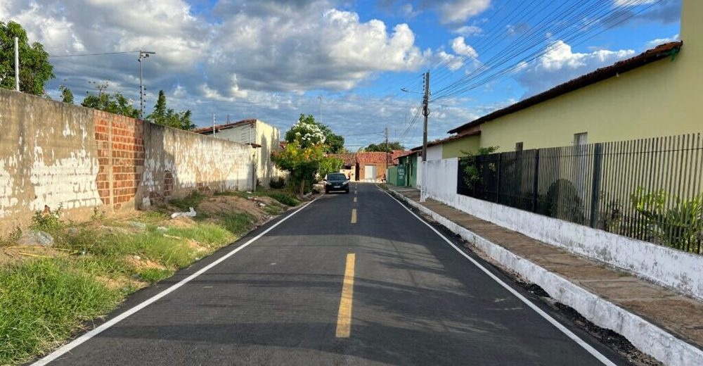 Governo conclui asfaltamento de ruas em Parnaíba via Orçamento Participativo