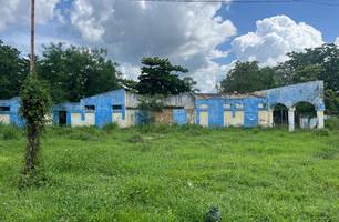 Imóvel abandonado (Foto: Reprodução) Imóvel abandonado (Foto: Reprodução)